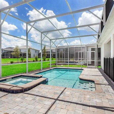 Contemporary Home W Private Pool& Spa Davenport Exteriör bild